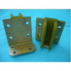 Hitachi guide shoe 5K rail width 16mm.